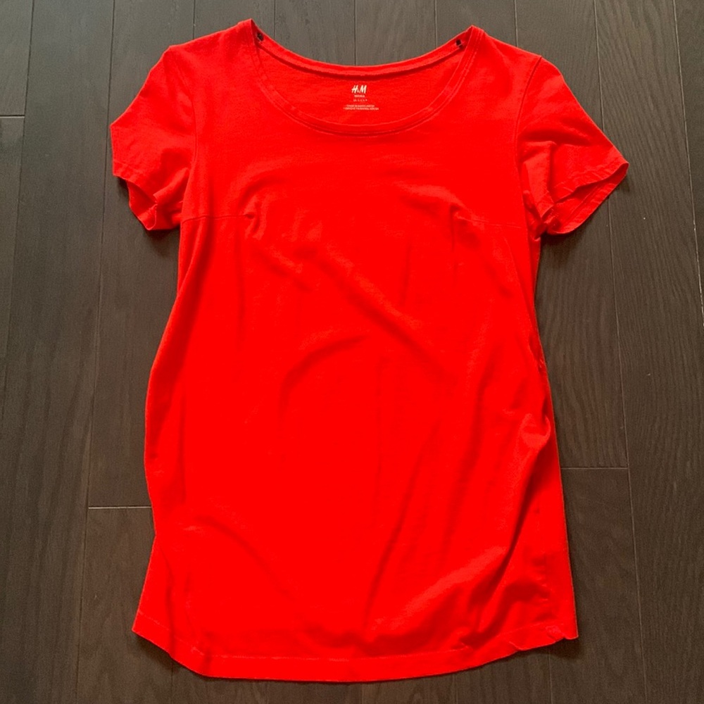 H&M Maternity Short Sleeve Tee Size Small
